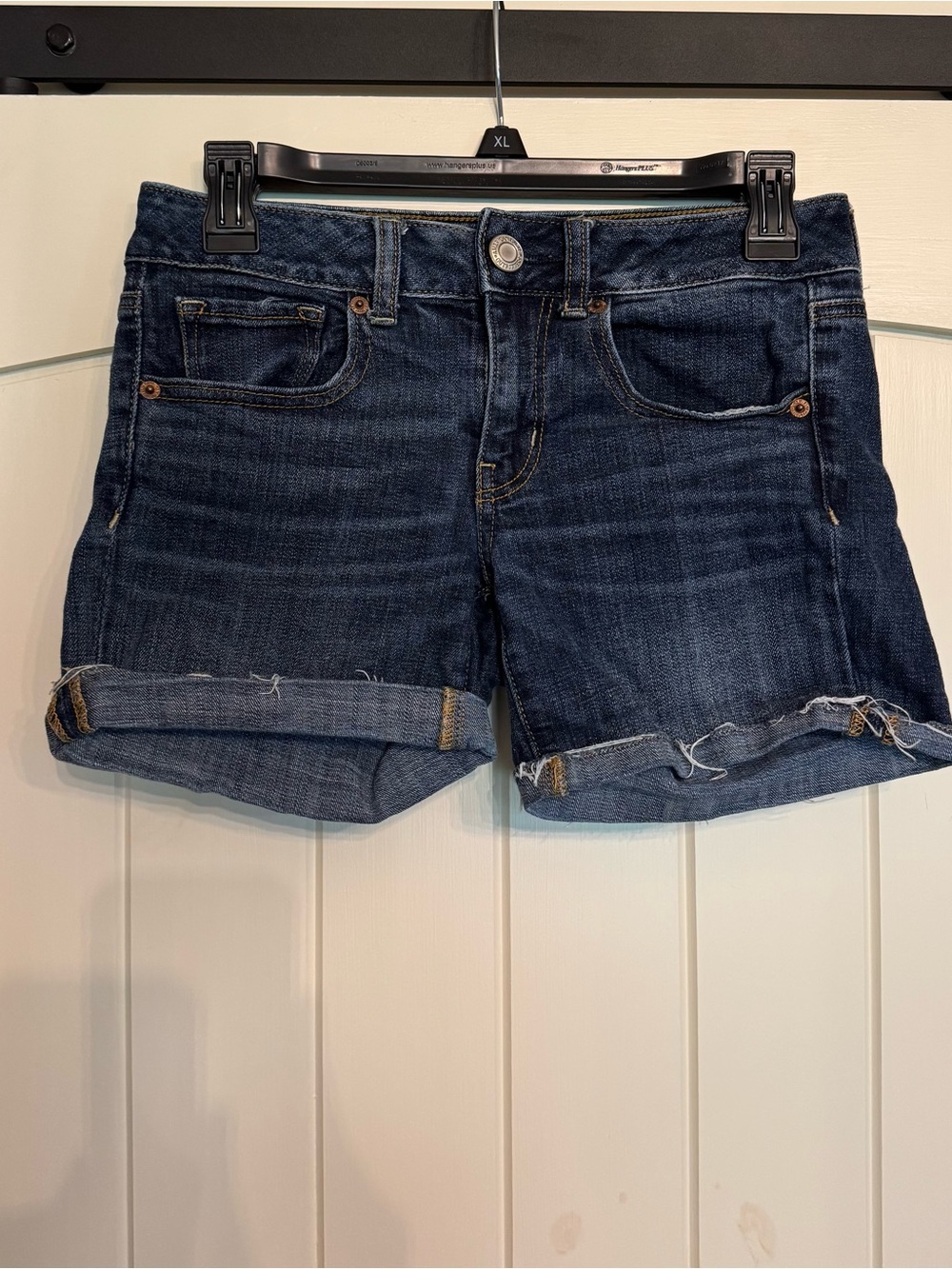 American Eagle Super Stretch Midi Denim Jean Shorts Blue Size 2